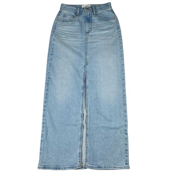 NWOT Universal Thread Denim Maxi Skirt sz 00 / 24" Waist Front Slit Light Wash - Picture 2 of 10